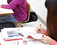 専修学校 国際電子ビジネス専門学校
