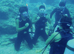 沖縄ウエル専門学校