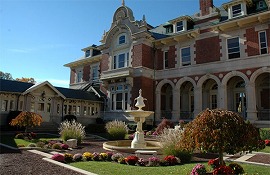 ダウリング・カレッジ							