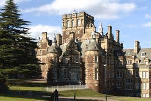 エジンバラ・ネピア大学							